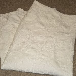 Columbine Cody Home Collection Queen Coverlet White Floral 100% Cotton